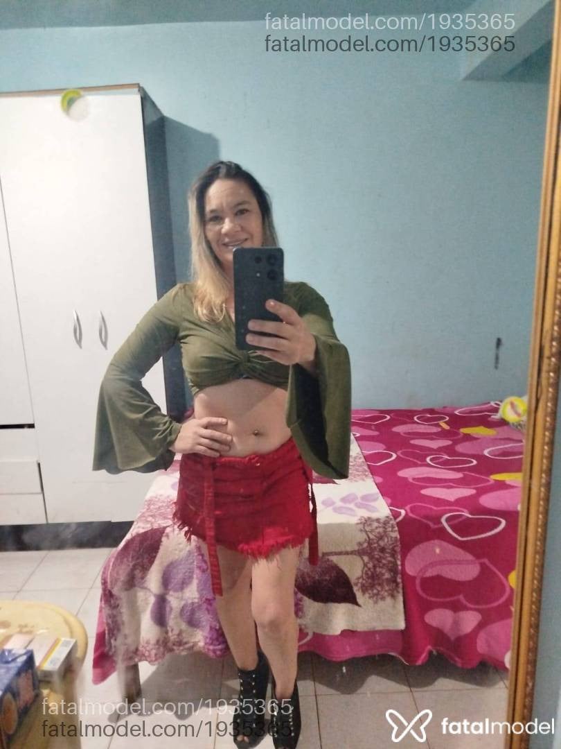 Acompanhante mulher loira (o) de olhos mel em Itajaí - Luna Brunet
