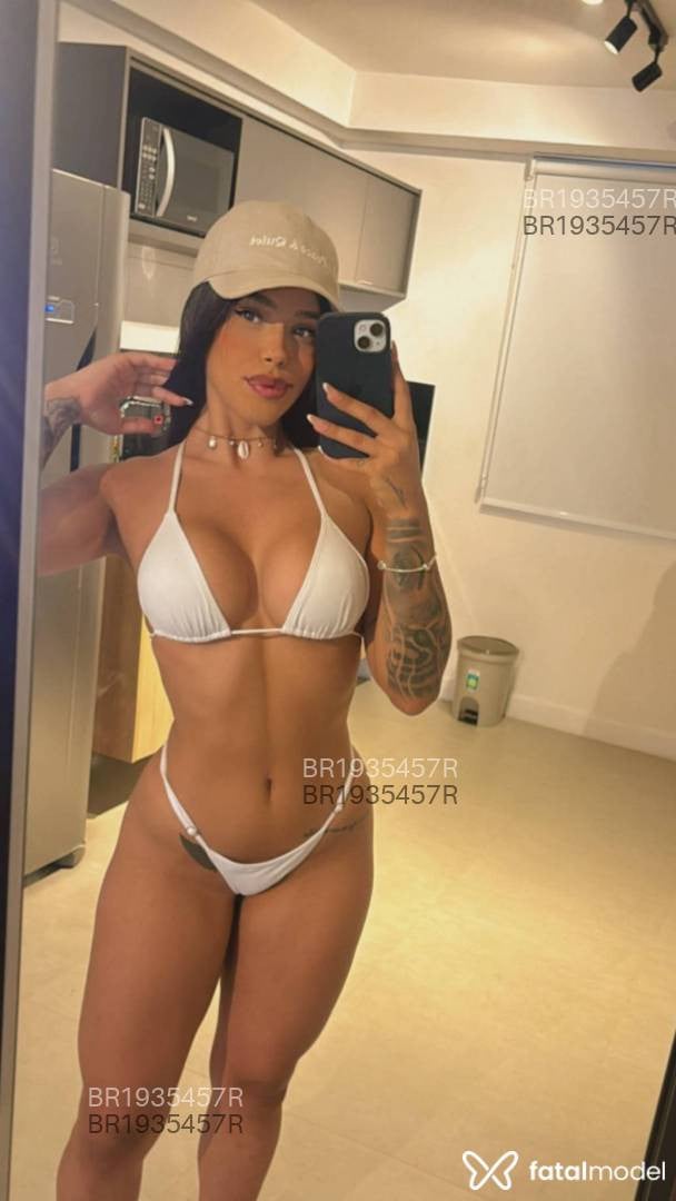 Acompanhante mulher morena (o) de olhos castanhos em Passo Fundo - Larissa