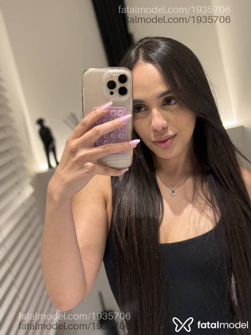 Acompanhante mulher morena (o) de olhos castanhos em São Paulo - Jade Alcântara