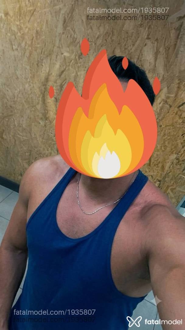 Acompanhante homem com cabelo castanho de olhos castanhos em Goiânia - Rogerio