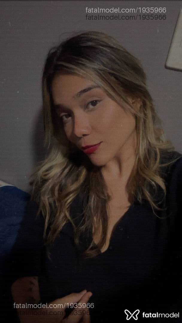 Acompanhante mulher loira (o) de olhos castanhos - Beatriz Acompanhante mulher loira (o) de olhos castanhos - Beatriz