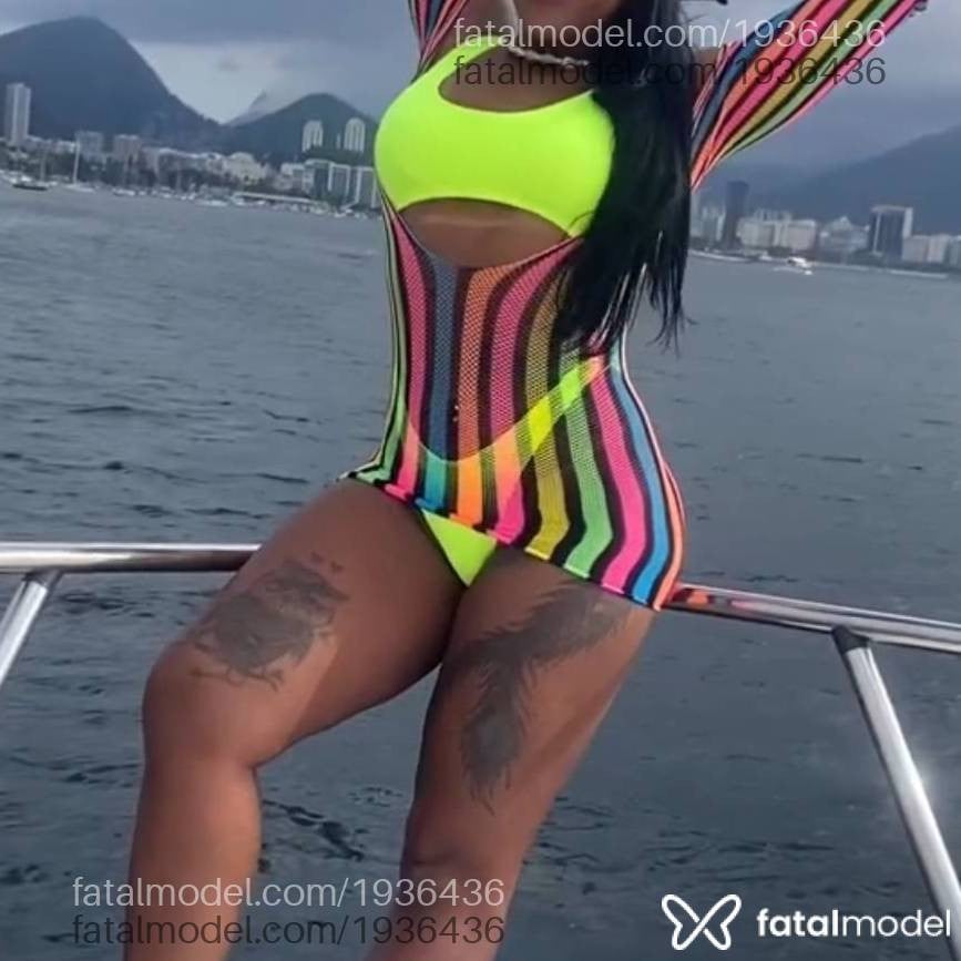 Acompanhante mulher com cabelo castanho de olhos castanhos - Renata