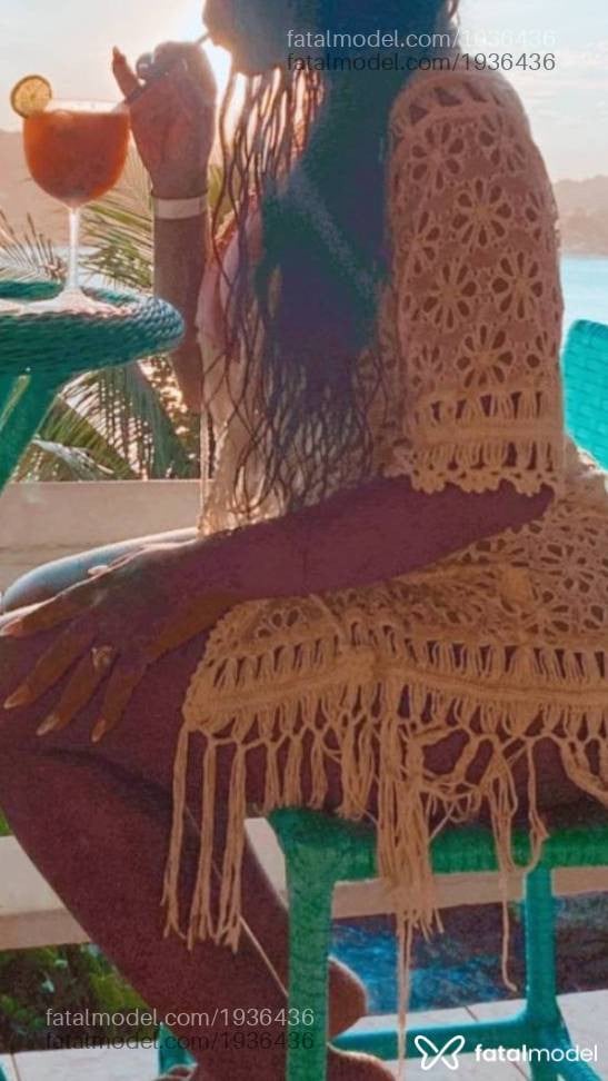 Acompanhante mulher com cabelo castanho de olhos castanhos - Renata