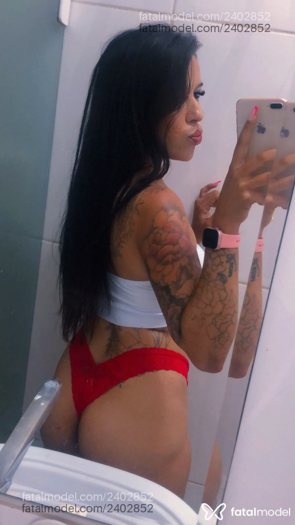 Acompanhante mulher com cabelo castanho de olhos castanhos em São Paulo Acompanhante mulher com cabelo castanho de olhos castanhos em São Paulo - Julia Dias