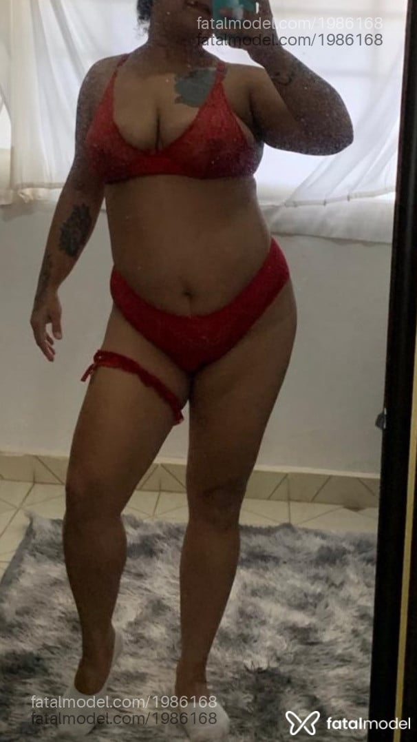 Acompanhante mulher com cabelo castanho de olhos castanhos em Florianópolis - Samantha