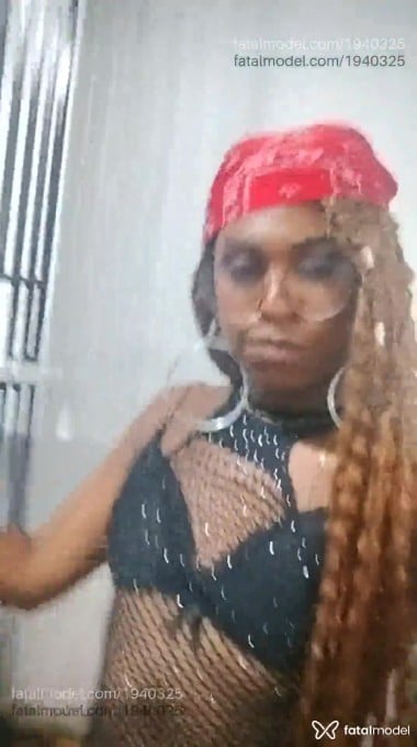 Acompanhante mulher trans morena (o) de olhos pretos em São Paulo - Nicolly Oliver