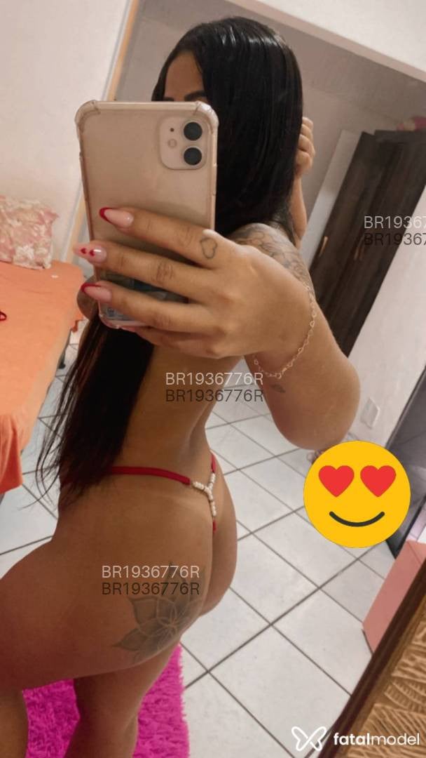 Acompanhante mulher morena (o) de olhos castanhos - Tereza Cristina Acompanhante mulher morena (o) de olhos castanhos - Tereza Cristina