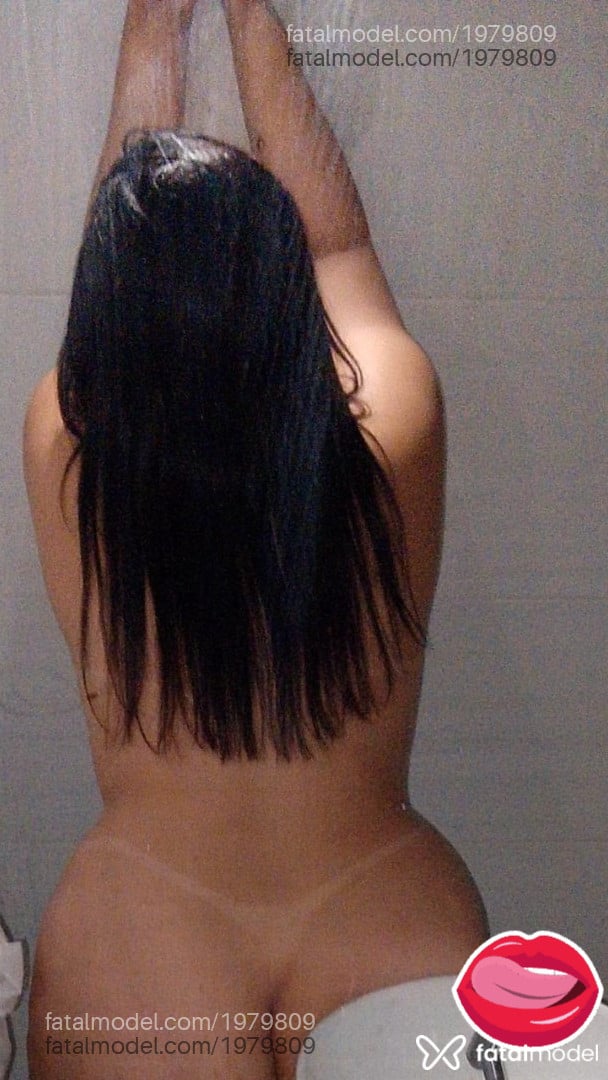 Acompanhante mulher com cabelo castanho de olhos mel em Teófilo Otoni - Danny Novais