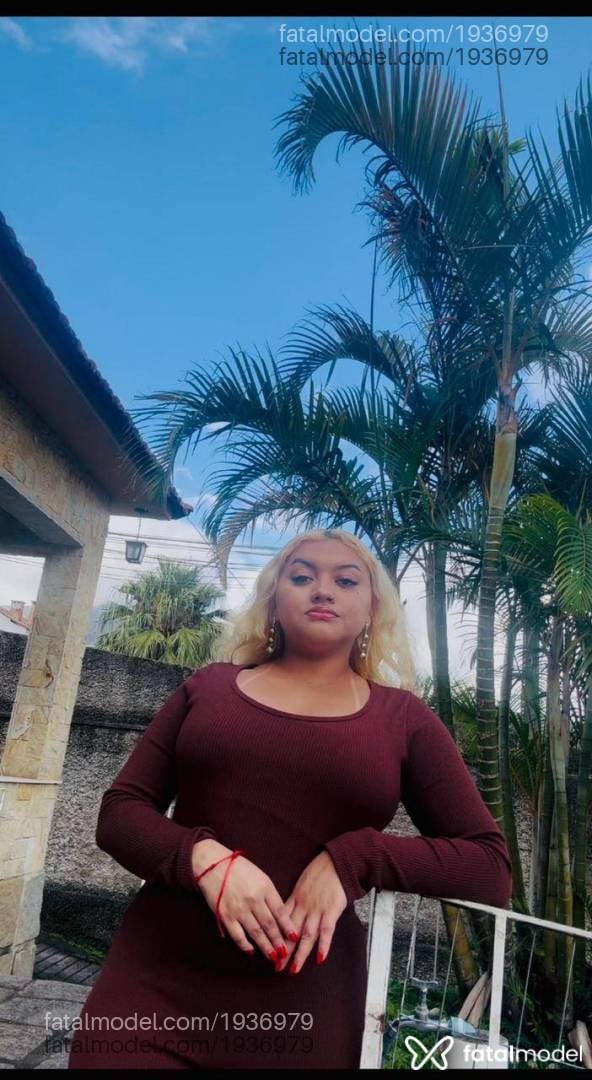 Acompanhante mulher loira (o) de olhos verdes em Nova Friburgo - Kimberly