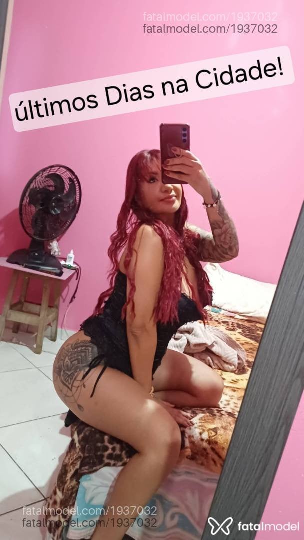 Acompanhante mulher ruiva (o) de olhos castanhos - Faby Flores