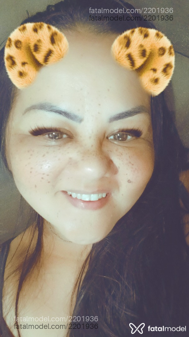 Acompanhante mulher morena (o) de olhos castanhos em Virtual Acompanhante mulher morena (o) de olhos castanhos em Virtual - Rosa Negra