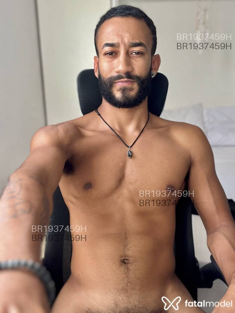 Acompanhante homem morena (o) de olhos pretos em São Paulo - Motta