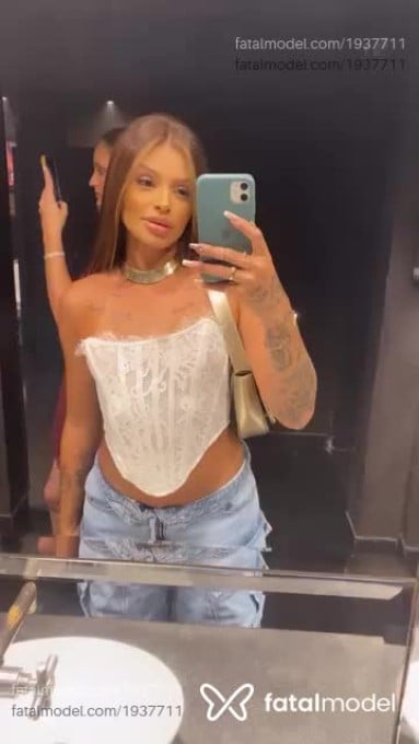 Acompanhante mulher com cabelo castanho de olhos castanhos em Rio de Janeiro - Brenda Maya