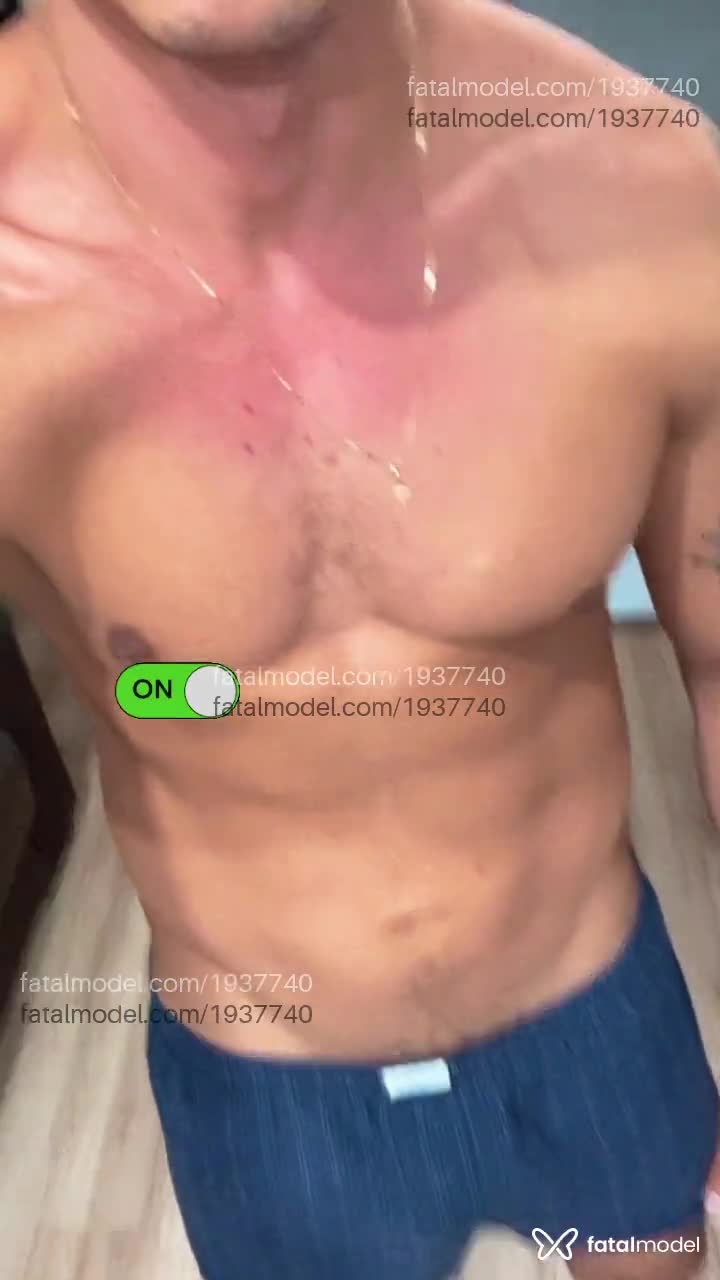 Acompanhante homem morena (o) de olhos castanhos em São Paulo Acompanhante homem morena (o) de olhos castanhos em São Paulo - Uriel