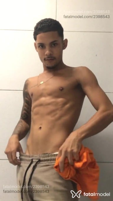 Acompanhante homem morena (o) de olhos castanhos em Virtual Acompanhante homem morena (o) de olhos castanhos em Virtual - Kadu Costa