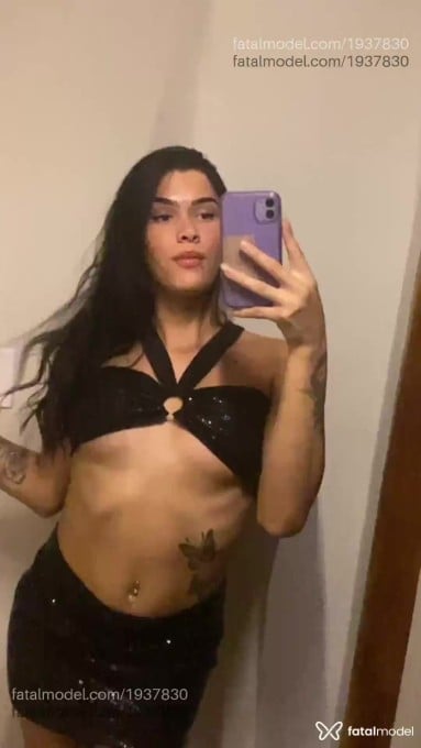 Acompanhante mulher trans com cabelo castanho de olhos pretos em Itapira Acompanhante mulher trans com cabelo castanho de olhos pretos em Itapira - Erica Ayshila
