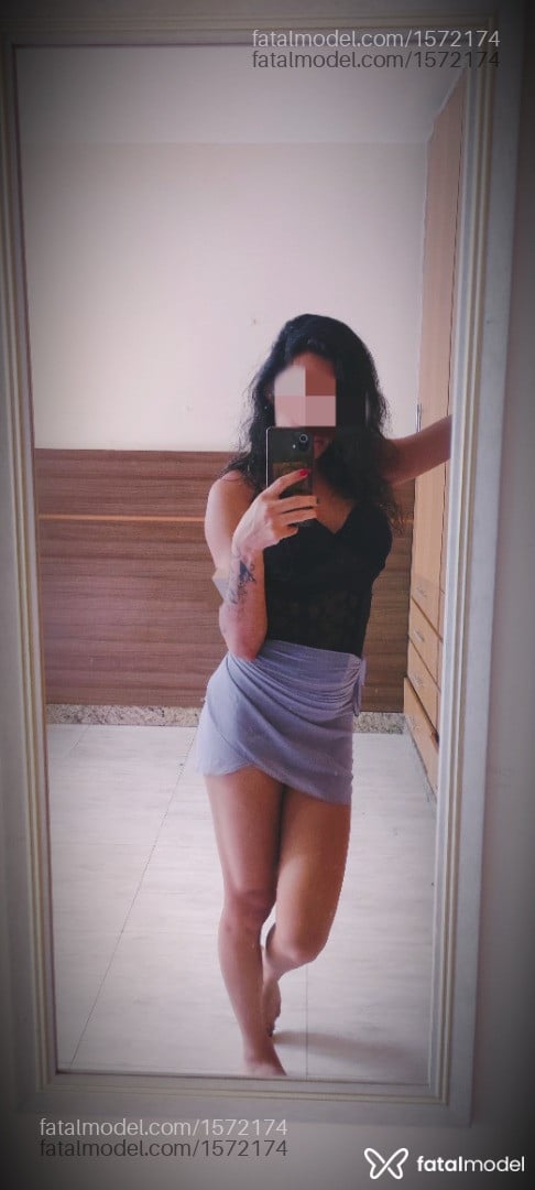 Acompanhante travesti morena (o) de olhos pretos em Brasília Acompanhante travesti morena (o) de olhos pretos em Brasília - Kymera