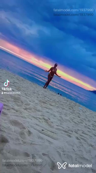 Acompanhante mulher morena (o) de olhos castanhos em Niterói Acompanhante mulher morena (o) de olhos castanhos em Niterói - Bia Andrade