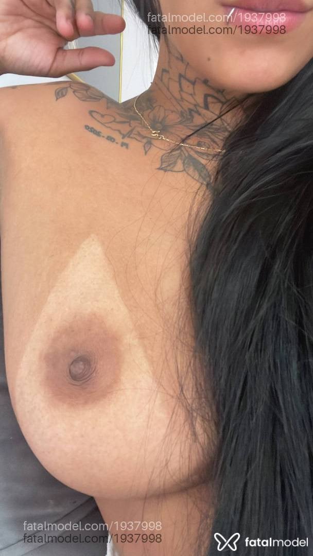 Acompanhante mulher morena (o) de olhos castanhos em Aparecida de Goiânia Acompanhante mulher morena (o) de olhos castanhos em Aparecida de Goiânia - Carol Alvez