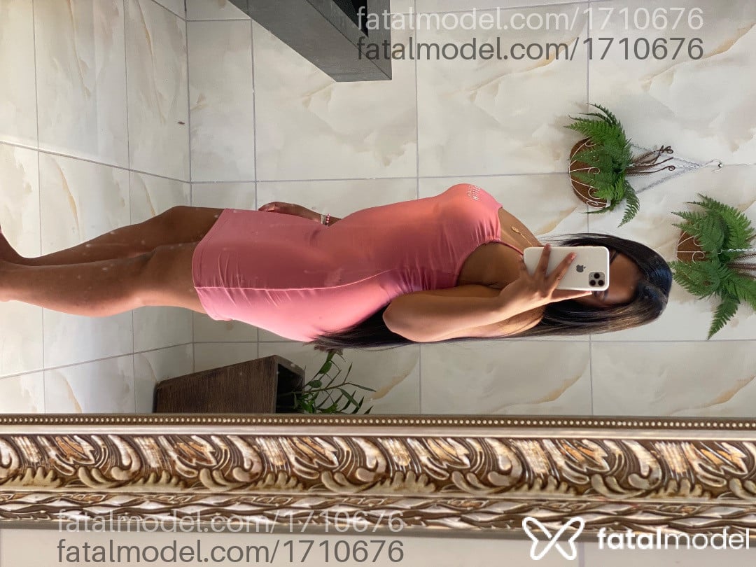 Acompanhante mulher morena (o) de olhos castanhos em Maceió Acompanhante mulher morena (o) de olhos castanhos em Maceió - Ariela Otaviano