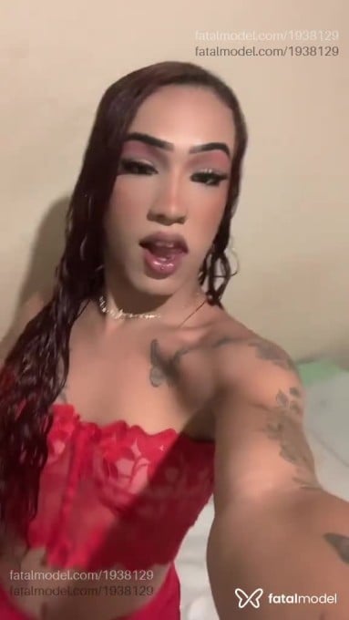 Acompanhante mulher trans ruiva (o) de olhos castanhos em Volta Redonda - Hadassa