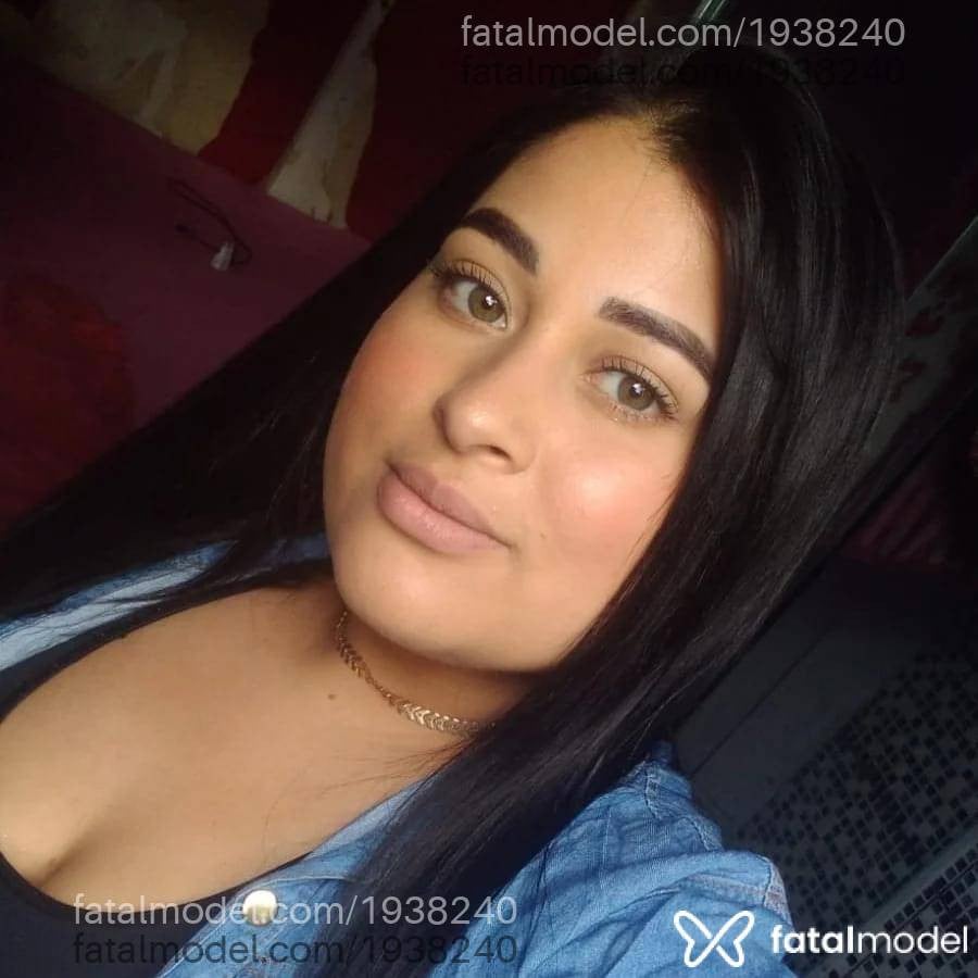 Acompanhante mulher morena (o) de olhos verdes em Tubarão - Mirella Lancaster