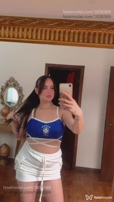 Acompanhante mulher ruiva (o) de olhos castanhos em Pará de Minas - Sofia