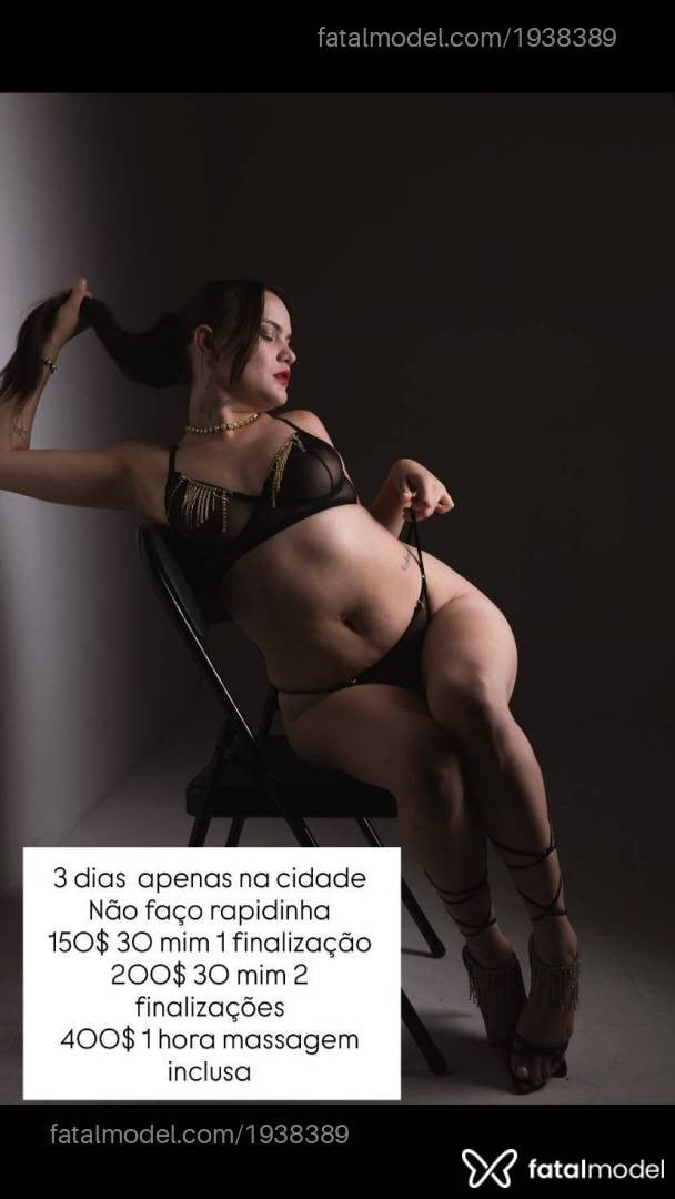 Acompanhante mulher ruiva (o) de olhos castanhos - Mirela