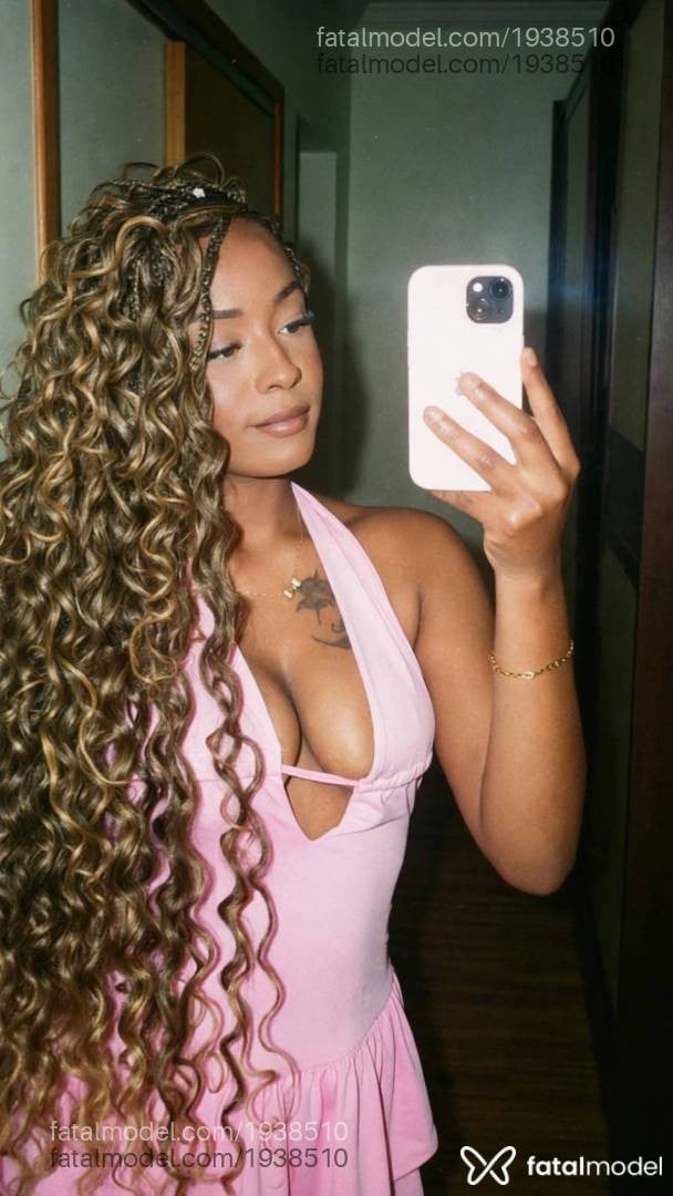 Acompanhante mulher morena (o) de olhos castanhos - Alana Moraes