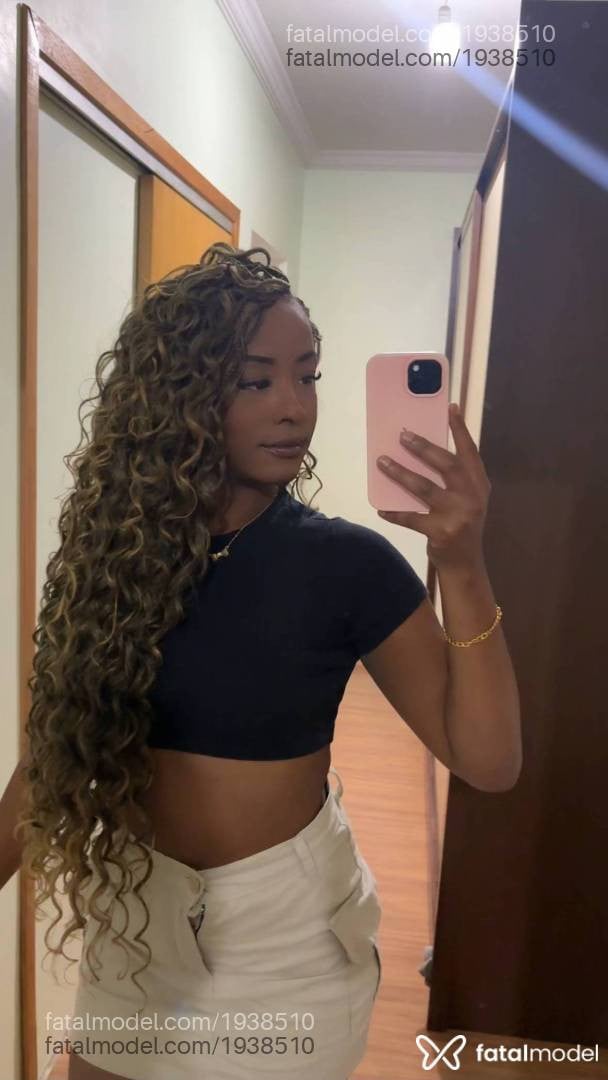 Acompanhante mulher morena (o) de olhos castanhos em Xangri-Lá - Alana Moraes