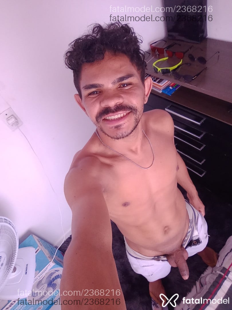 Acompanhante homem morena (o) de olhos pretos em Goiânia - Souza