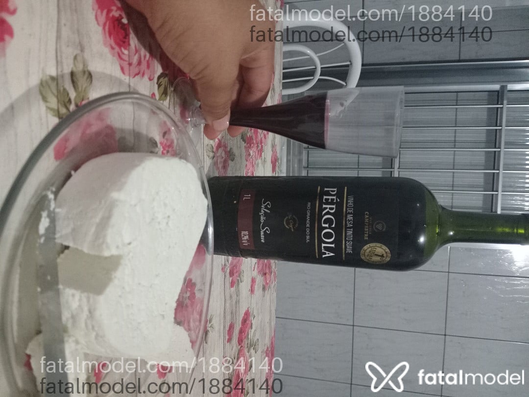Acompanhante homem com cabelo castanho de olhos castanhos em São Paulo - Matheus