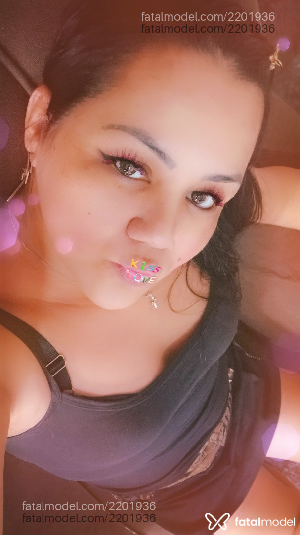 Acompanhante mulher morena (o) de olhos castanhos em Virtual Acompanhante mulher morena (o) de olhos castanhos em Virtual - Rosa Negra