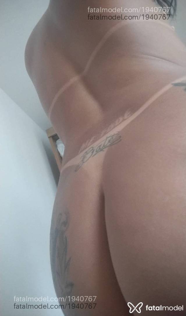 Acompanhante mulher morena (o) de olhos castanhos - Ruby Perez Acompanhante mulher morena (o) de olhos castanhos - Ruby Perez