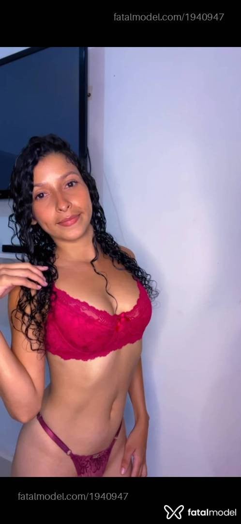 Acompanhante mulher morena (o) de olhos castanhos em Luís Eduardo Magalhães - Aninha