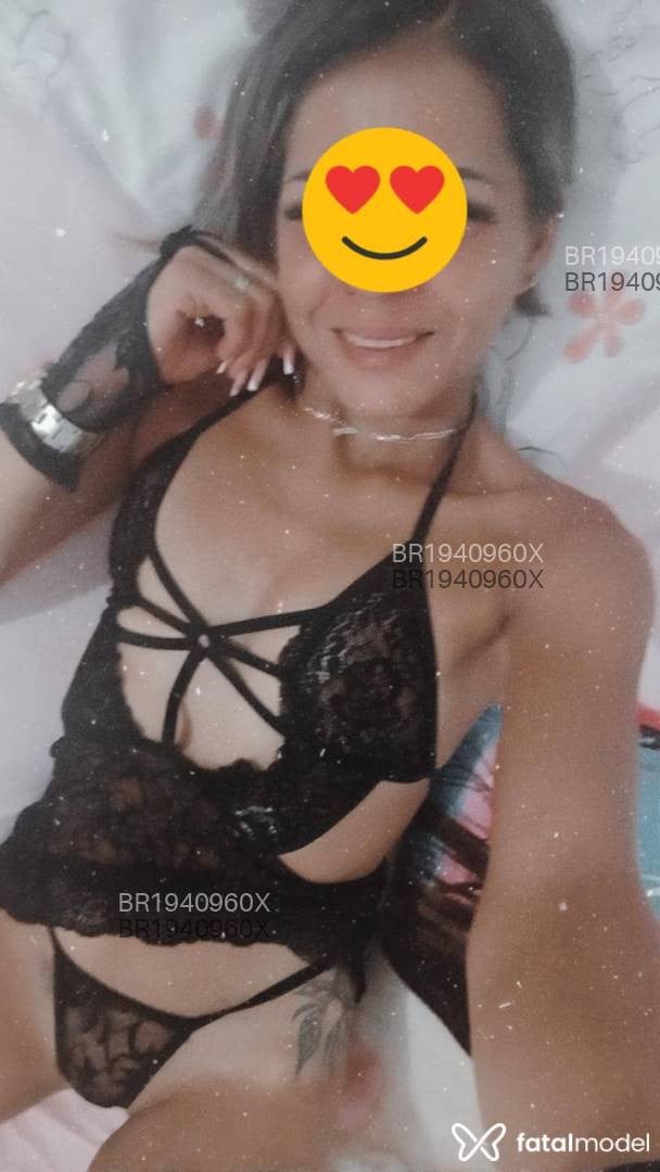 Acompanhante mulher loira (o) de olhos mel em Virtual - Suli