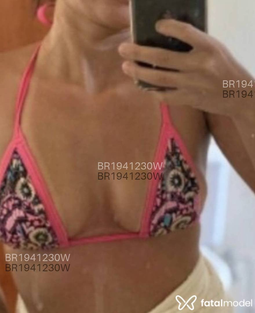 Acompanhante mulher com cabelo castanho de olhos pretos em Rio de Janeiro - Thamires