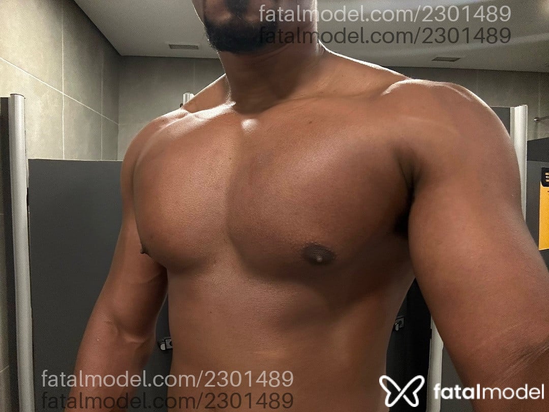 Acompanhante homem morena (o) de olhos castanhos em São Paulo - Maxuel
