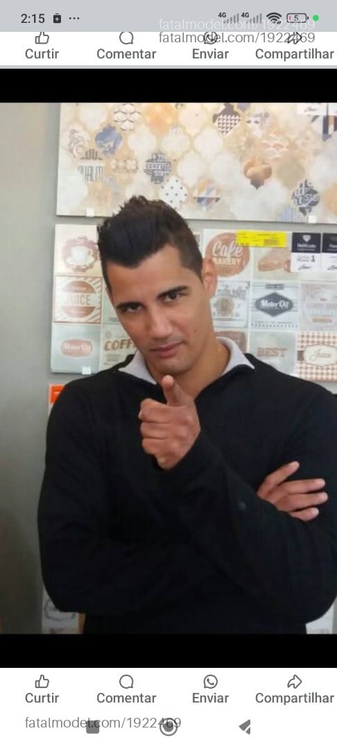 Acompanhante homem morena (o) de olhos castanhos em São Paulo - Alkbryan
