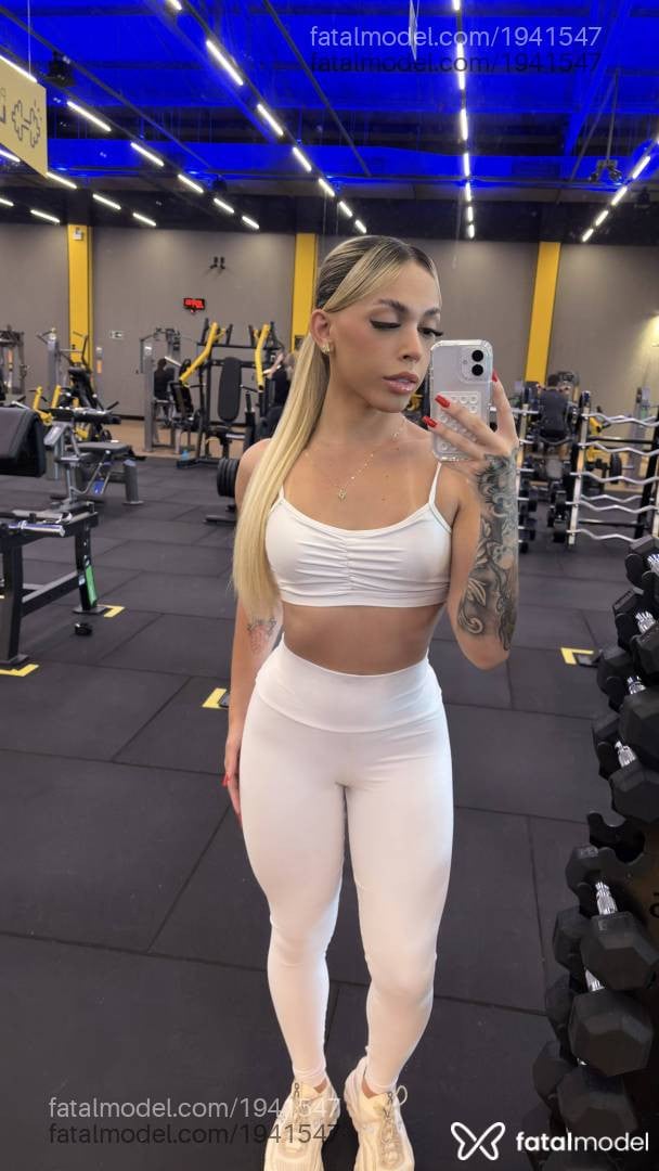 Acompanhante mulher trans loira (o) de olhos castanhos em João Pessoa - Rebecca Santos
