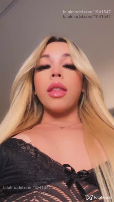 Acompanhante mulher trans loira (o) de olhos castanhos em João Pessoa - Rebecca Santos