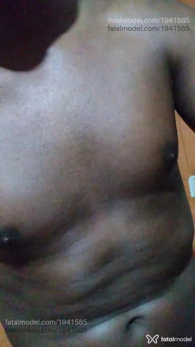 Acompanhante homem morena (o) de olhos pretos em Volta Redonda - Caio