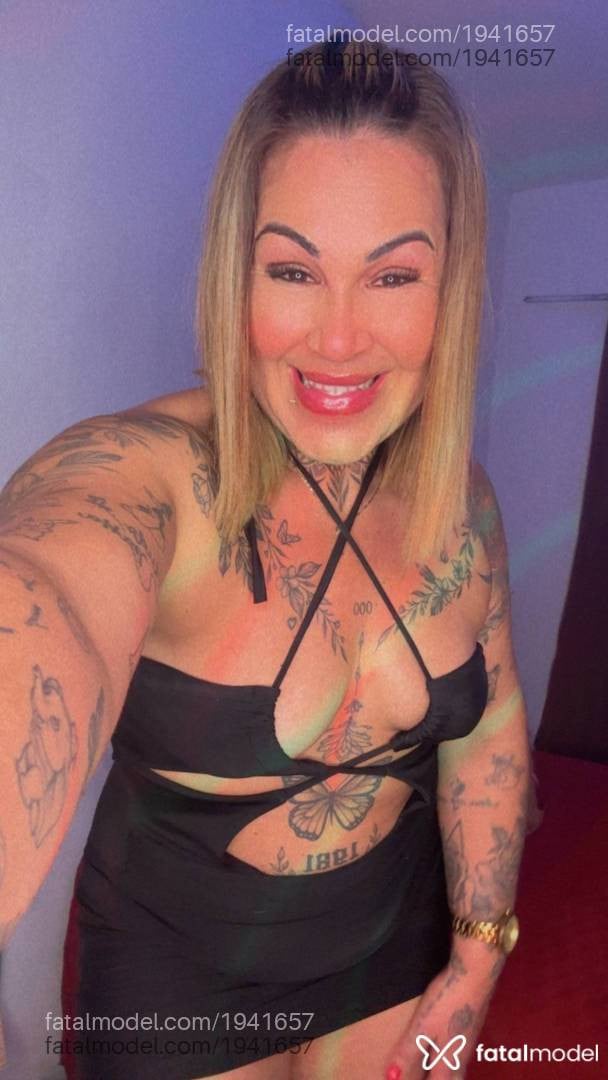 Acompanhante mulher loira (o) de olhos castanhos em Jaraguá do Sul - Paula Martins