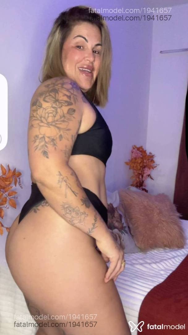 Acompanhante mulher loira (o) de olhos castanhos em Jaraguá do Sul - Paula Martins