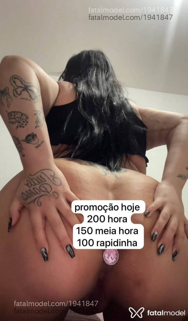 Acompanhante mulher com cabelo castanho de olhos castanhos - Pantera