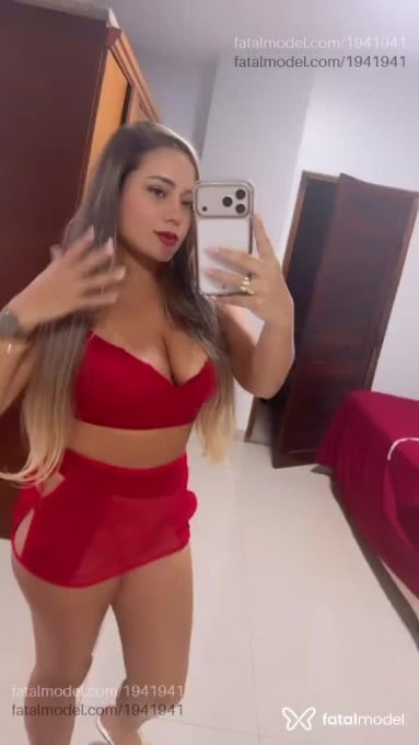 Acompanhante mulher loira (o) de olhos castanhos em Teresina Acompanhante mulher loira (o) de olhos castanhos em Teresina - Polly