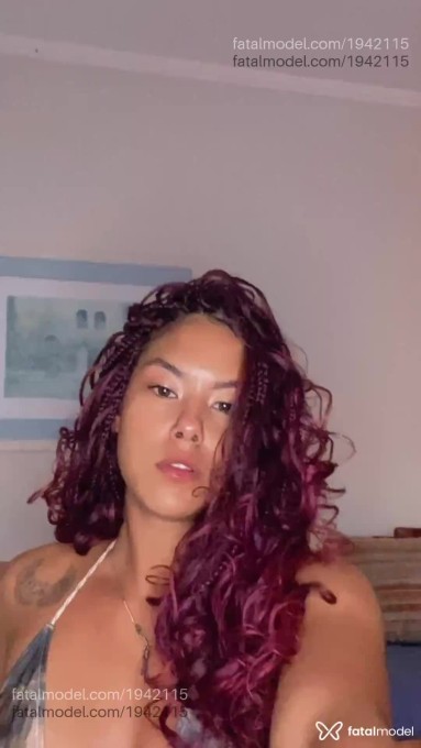 Acompanhante mulher morena (o) de olhos castanhos em Taubaté Acompanhante mulher morena (o) de olhos castanhos em Taubaté - Yara Bocaiúva