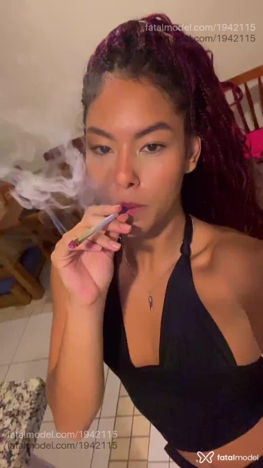 Acompanhante mulher morena (o) de olhos castanhos em Taubaté Acompanhante mulher morena (o) de olhos castanhos em Taubaté - Yara Bocaiúva