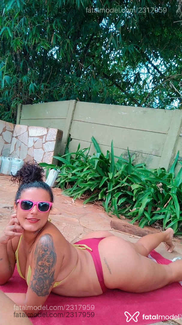 Acompanhante mulher morena (o) de olhos pretos - Taty Lawane Acompanhante mulher morena (o) de olhos pretos - Taty Lawane