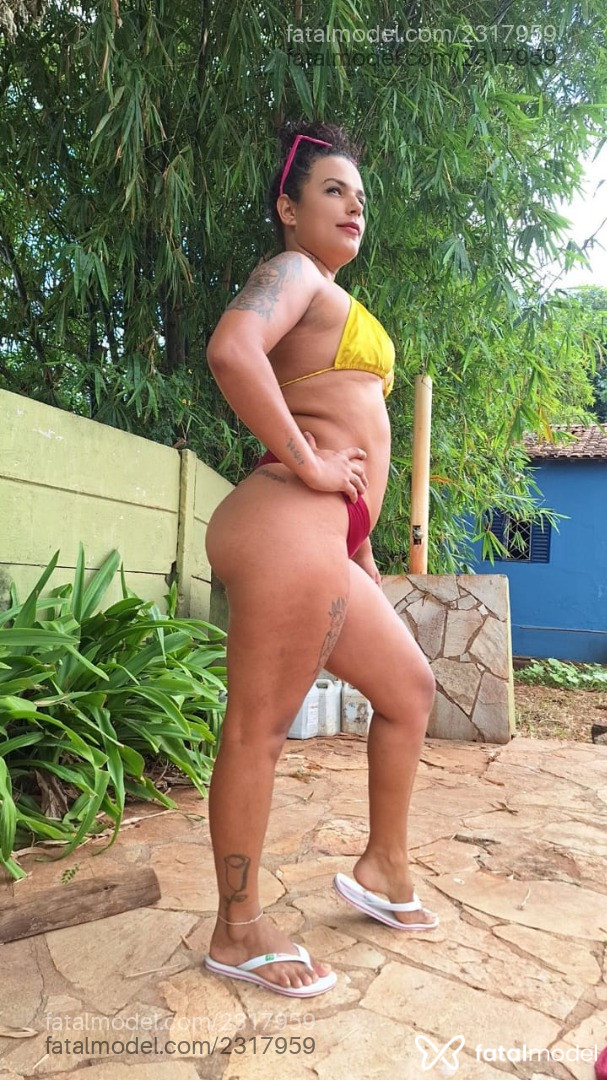 Acompanhante mulher morena (o) de olhos pretos - Taty Lawane Acompanhante mulher morena (o) de olhos pretos - Taty Lawane